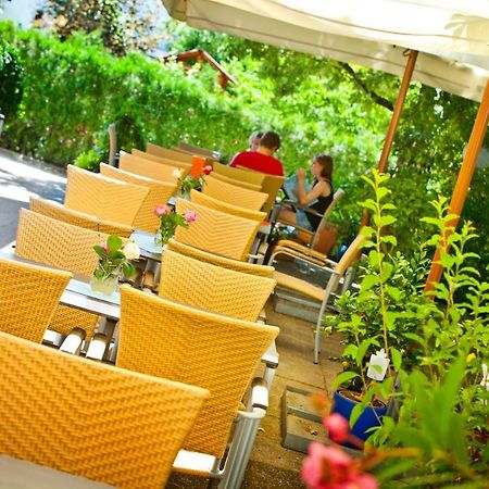Hotel Gasthof Raab Швабах Экстерьер фото