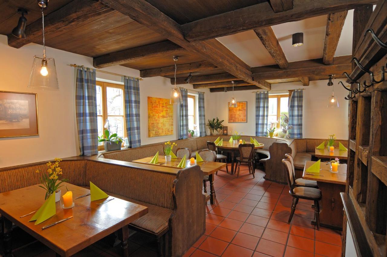 Hotel Gasthof Raab Швабах Экстерьер фото